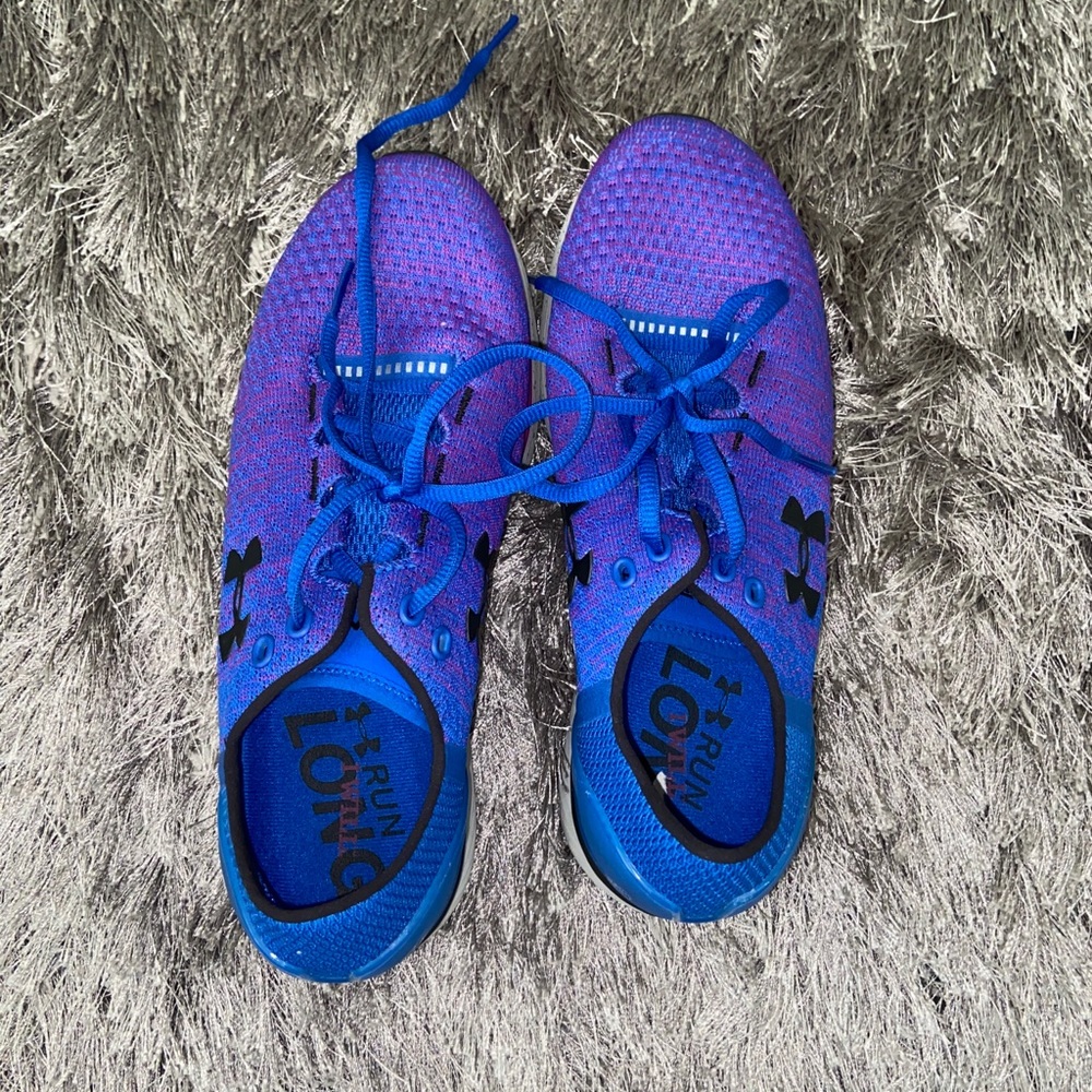 Underarmour sneakers